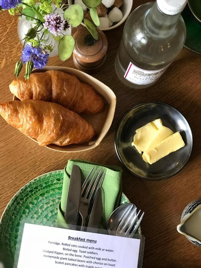 St.Michaels Bistro Bed & Breakfast เพนส์วิค ภายนอก รูปภาพ